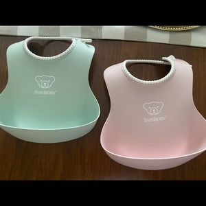 Baby Björn Bibs